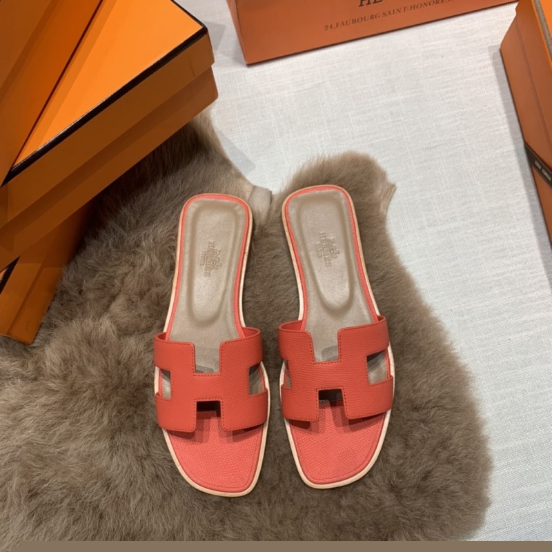 H**mes slippers